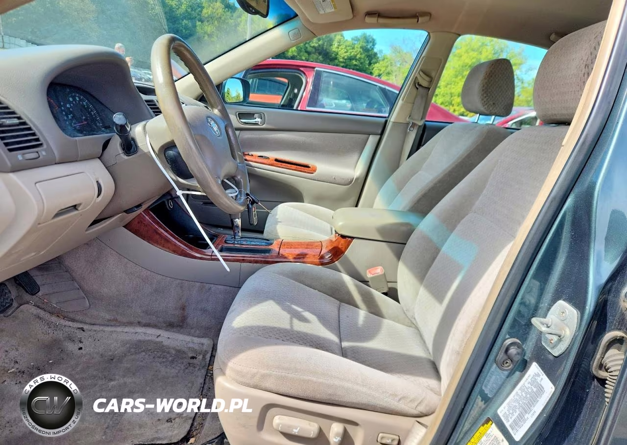 2004 Toyota Camry Xle VIN:4T1BE30K74U262590 - 7