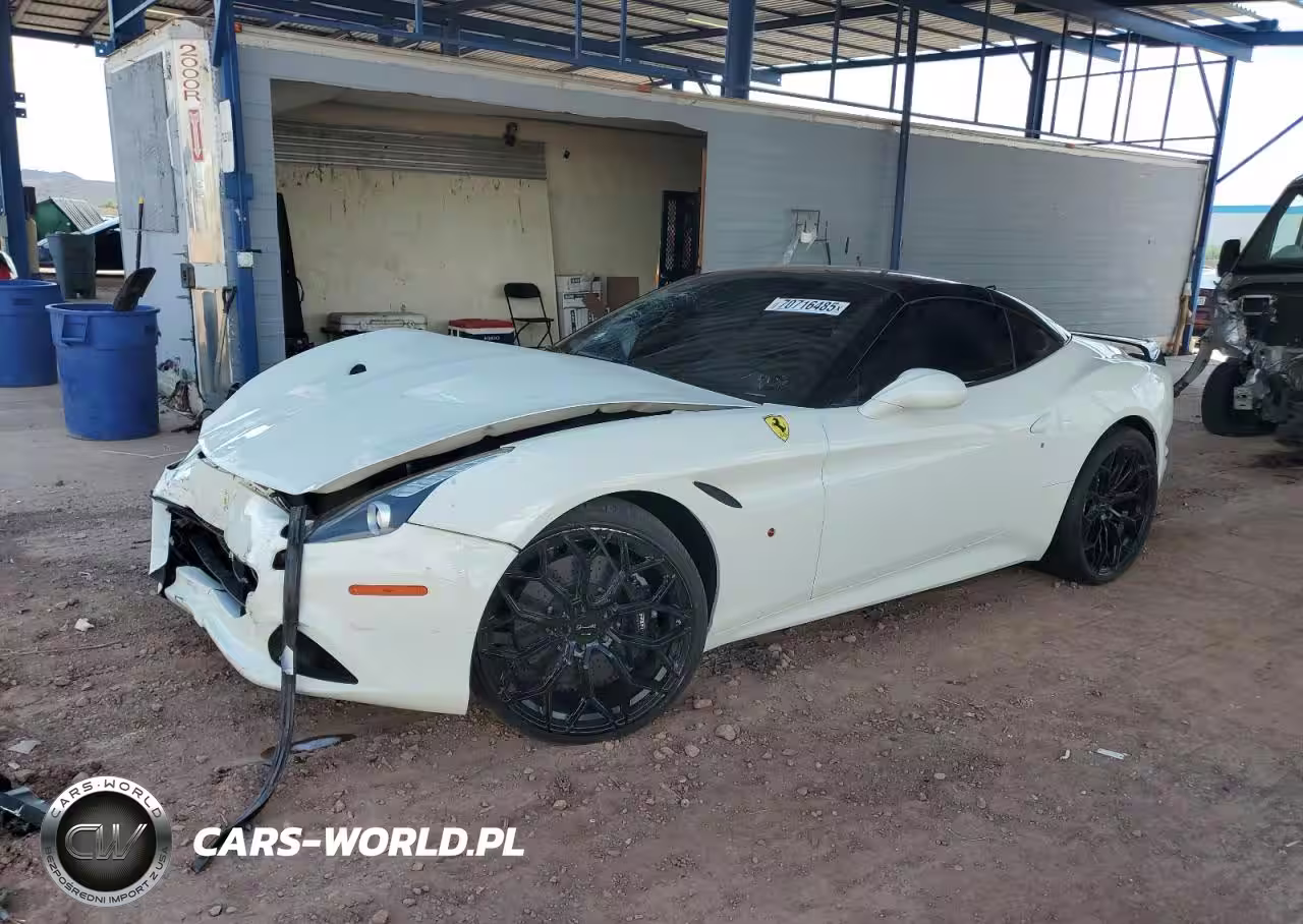 2016 Ferrari California T