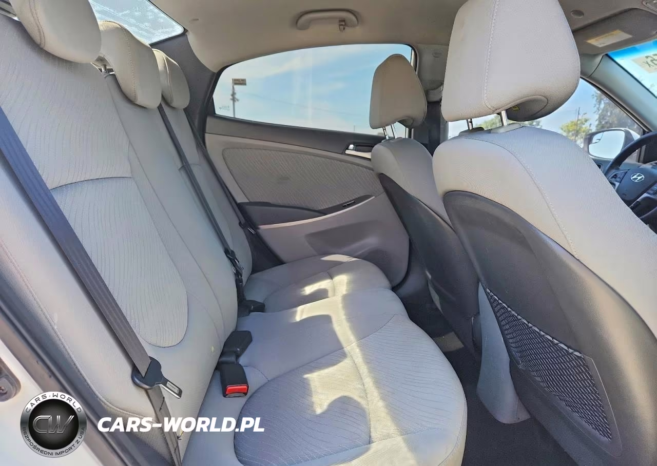 2015 Hyundai Accent Gls VIN:KMHCU4AE3FU805359 - 10