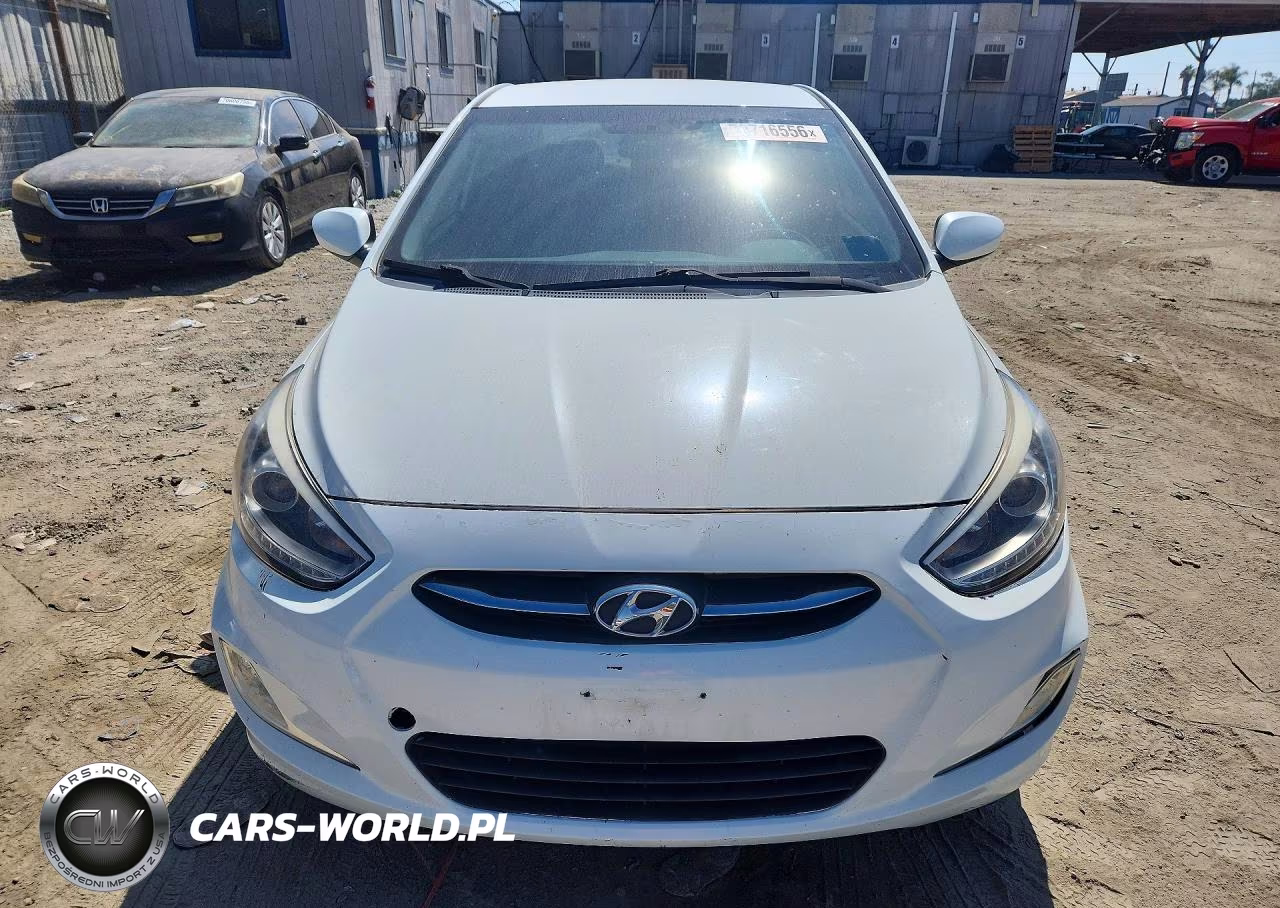 2015 Hyundai Accent Gls VIN:KMHCU4AE3FU805359 - 5