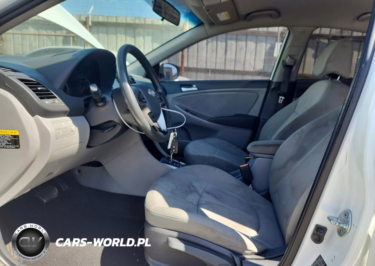 2015 Hyundai Accent Gls VIN:KMHCU4AE3FU805359 - 7
