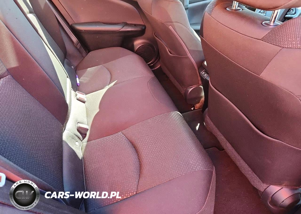 2021 Toyota Prius Le Awd-E VIN:JTDL9MFU3M3025211 - 10