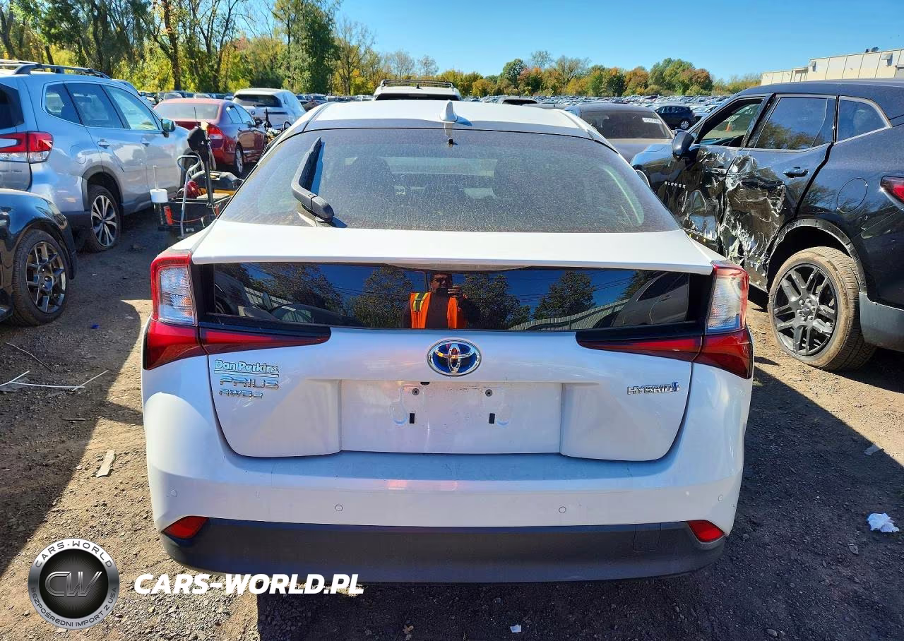 2021 Toyota Prius Le Awd-E VIN:JTDL9MFU3M3025211 - 6