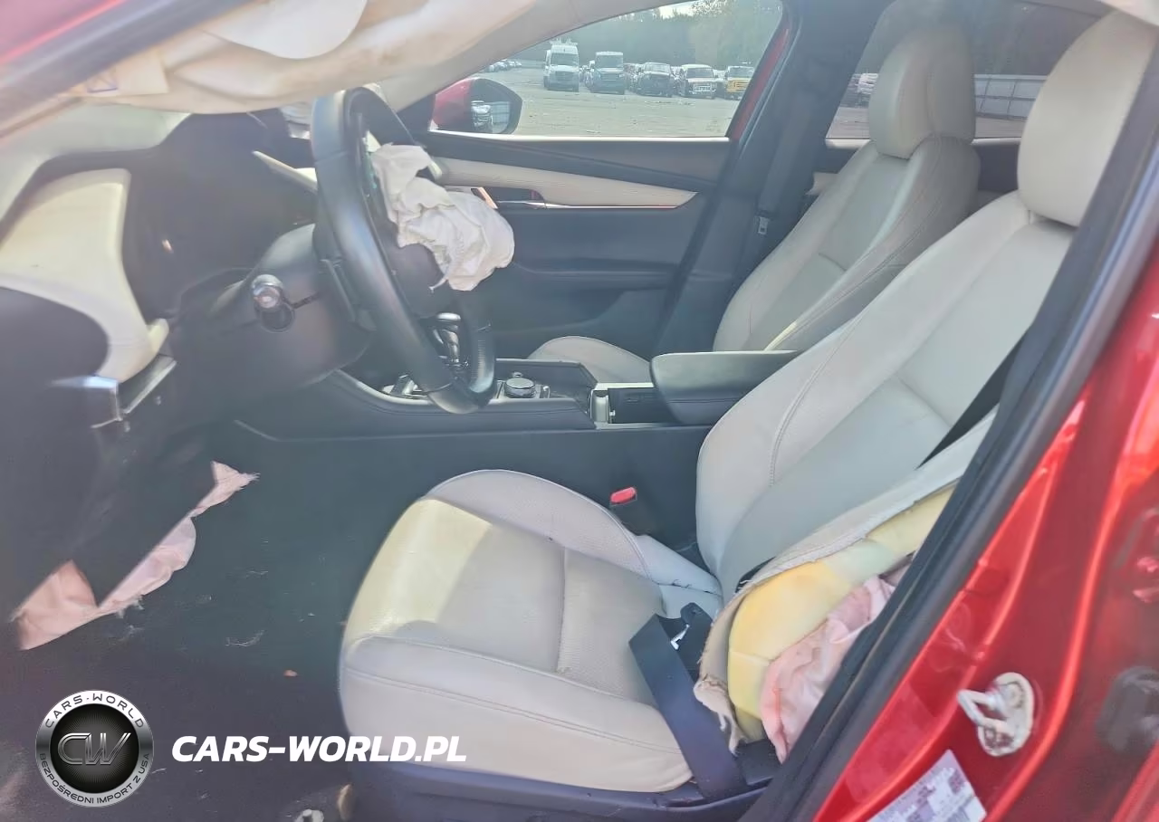 2021 Mazda 3 Premium VIN:3MZBPBDL9MM251989 - 7