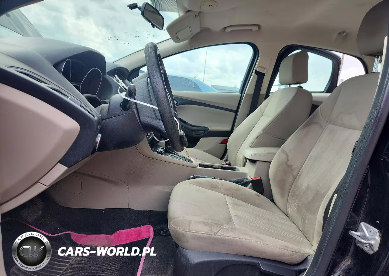 2017 Ford Focus Se VIN:1FADP3F26HL324576 - 7