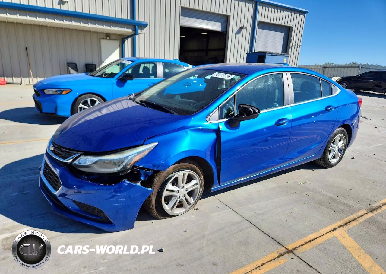 2017 Chevrolet Cruze Lt VIN:1G1BE5SM9H7197625 - 1