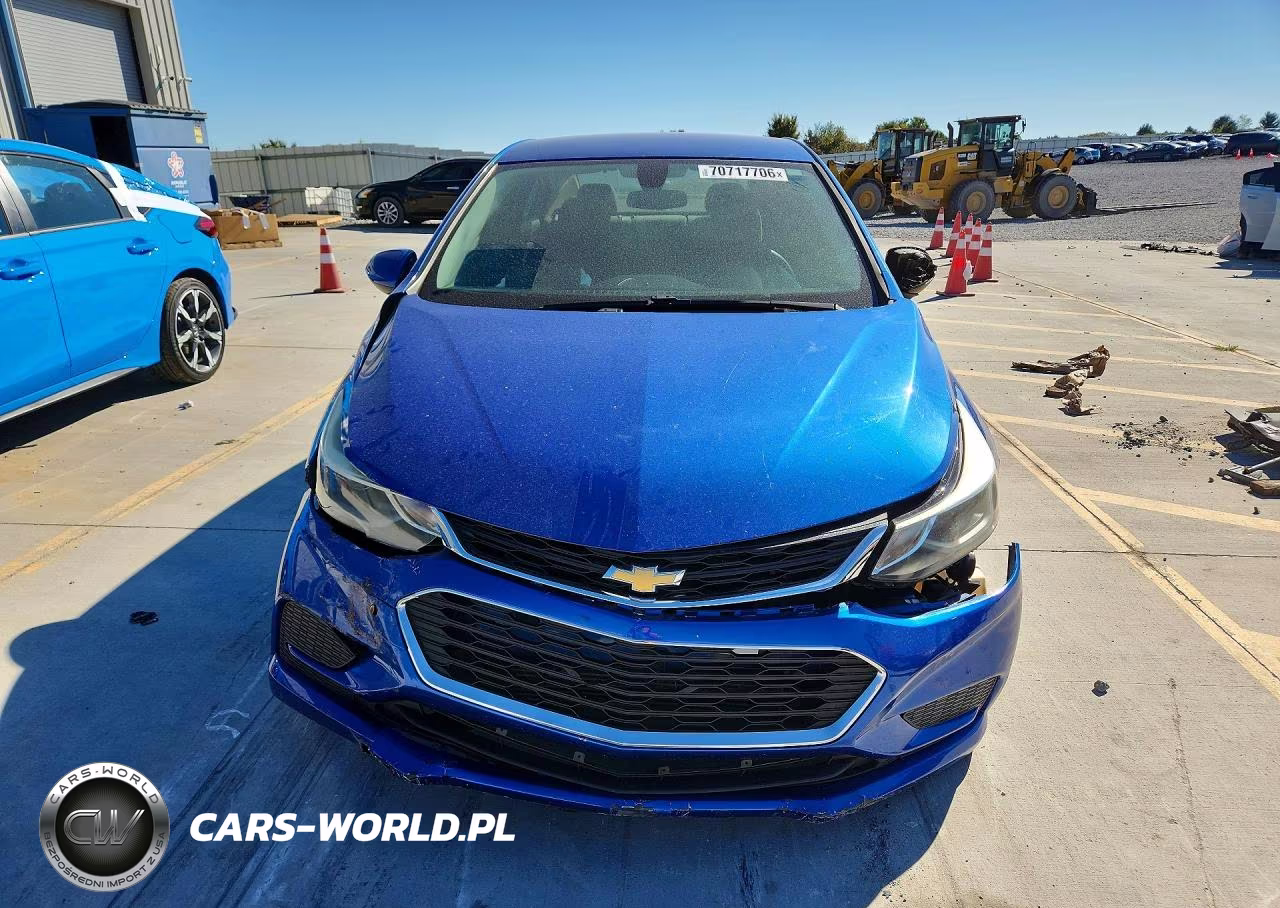 2017 Chevrolet Cruze Lt VIN:1G1BE5SM9H7197625 - 5