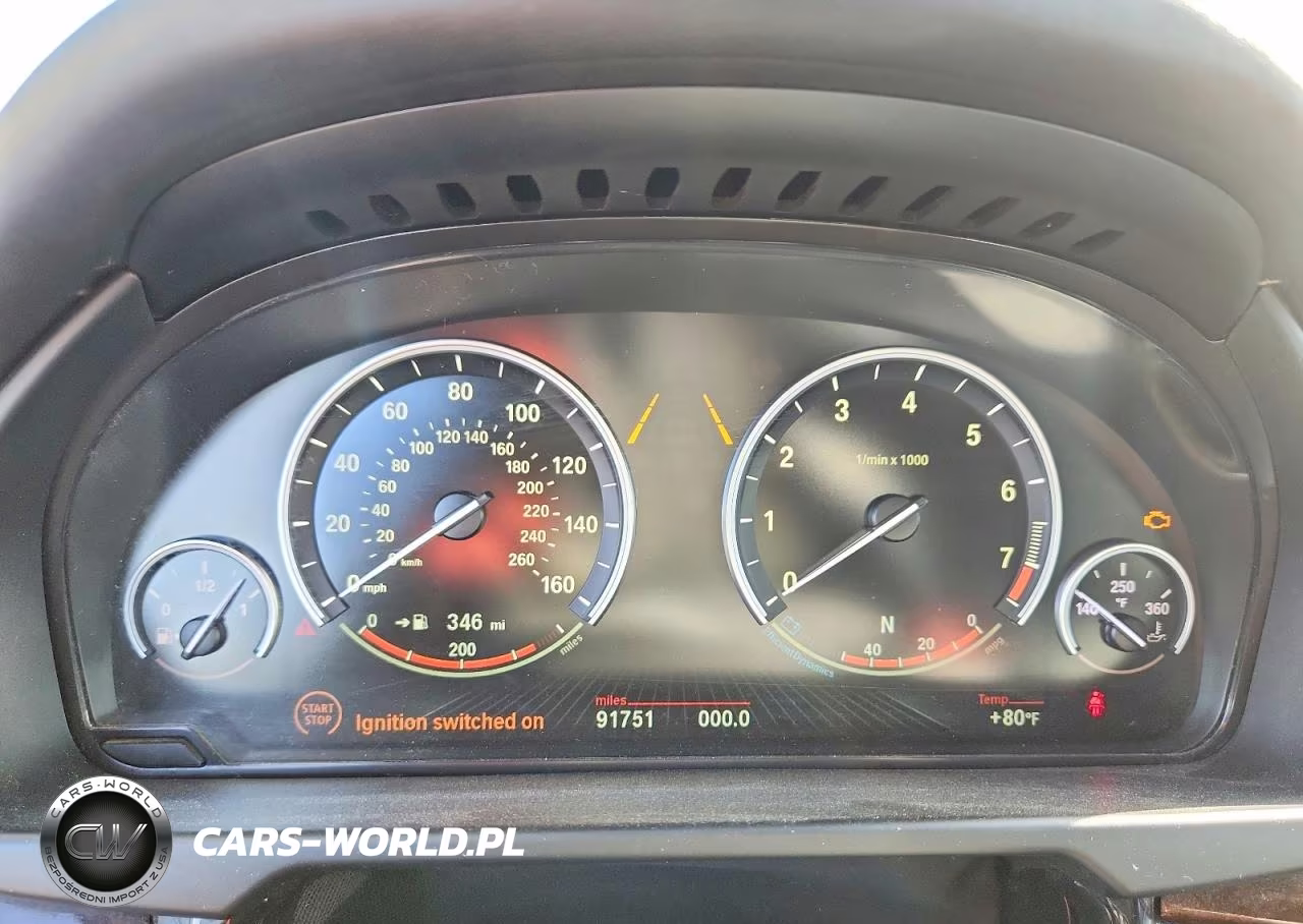 2015 BMW X5 xDrive50I VIN:5UXKR6C59F0J74892 - 9