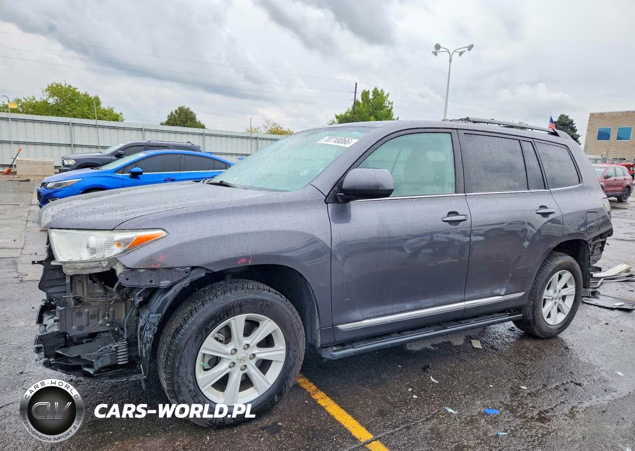 2013 Toyota Highlander Plus