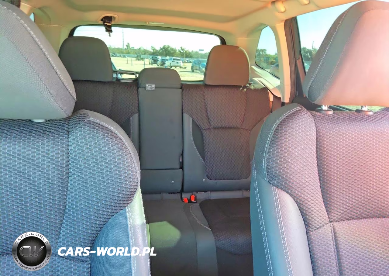 2021 Subaru Forester Premium VIN:JF2SKAJC0MH416916 - 10