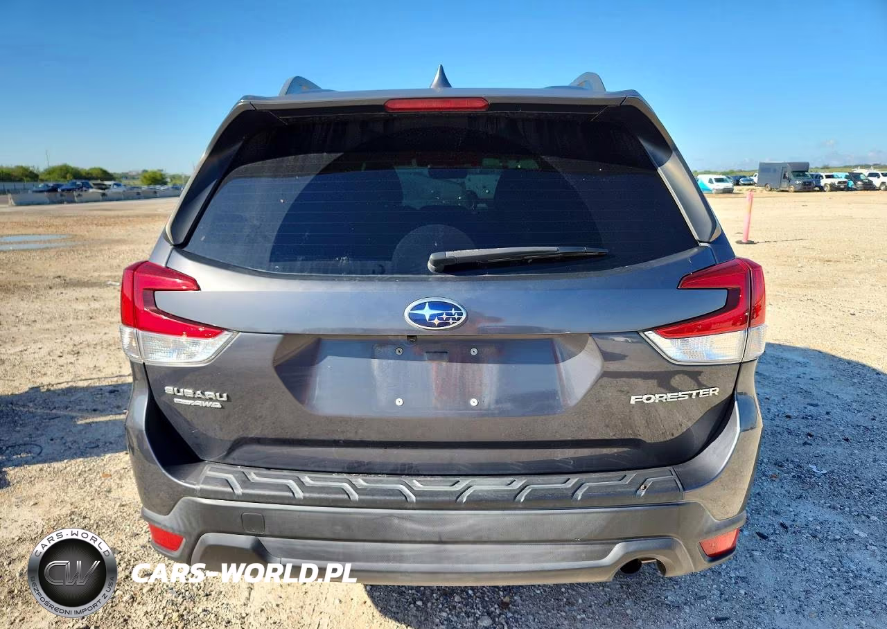 2021 Subaru Forester Premium VIN:JF2SKAJC0MH416916 - 6