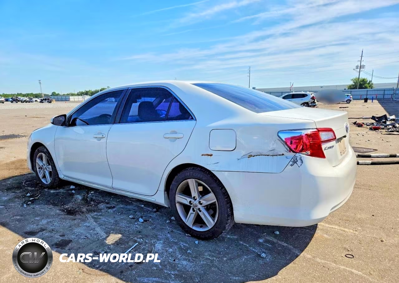 2014 Toyota Camry Le VIN:4T4BF1FK3ER352268 - 2
