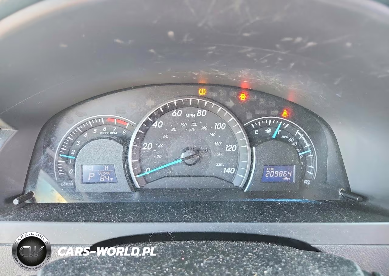 2014 Toyota Camry Le VIN:4T4BF1FK3ER352268 - 9
