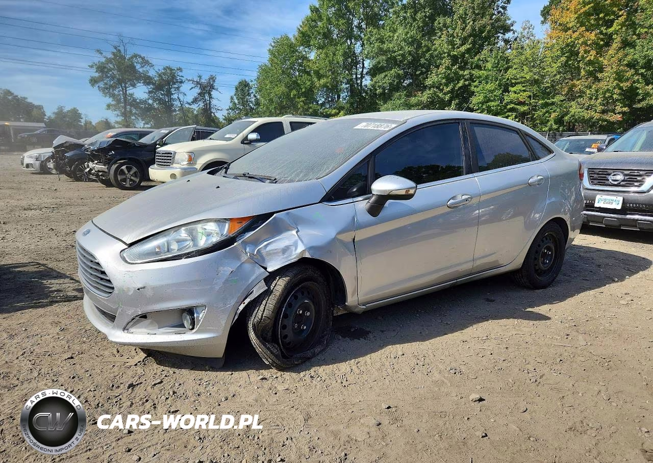2015 Ford Fiesta Titanium VIN:3FADP4CJ4FM212596 - 1