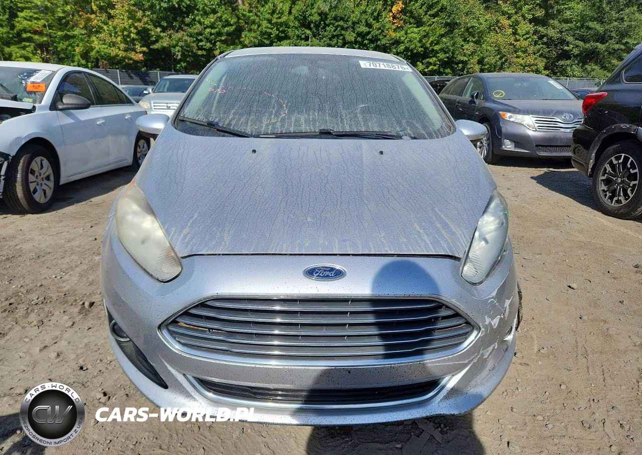 2015 Ford Fiesta Titanium VIN:3FADP4CJ4FM212596 - 5