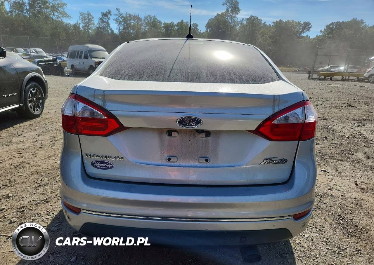 2015 Ford Fiesta Titanium VIN:3FADP4CJ4FM212596 - 6