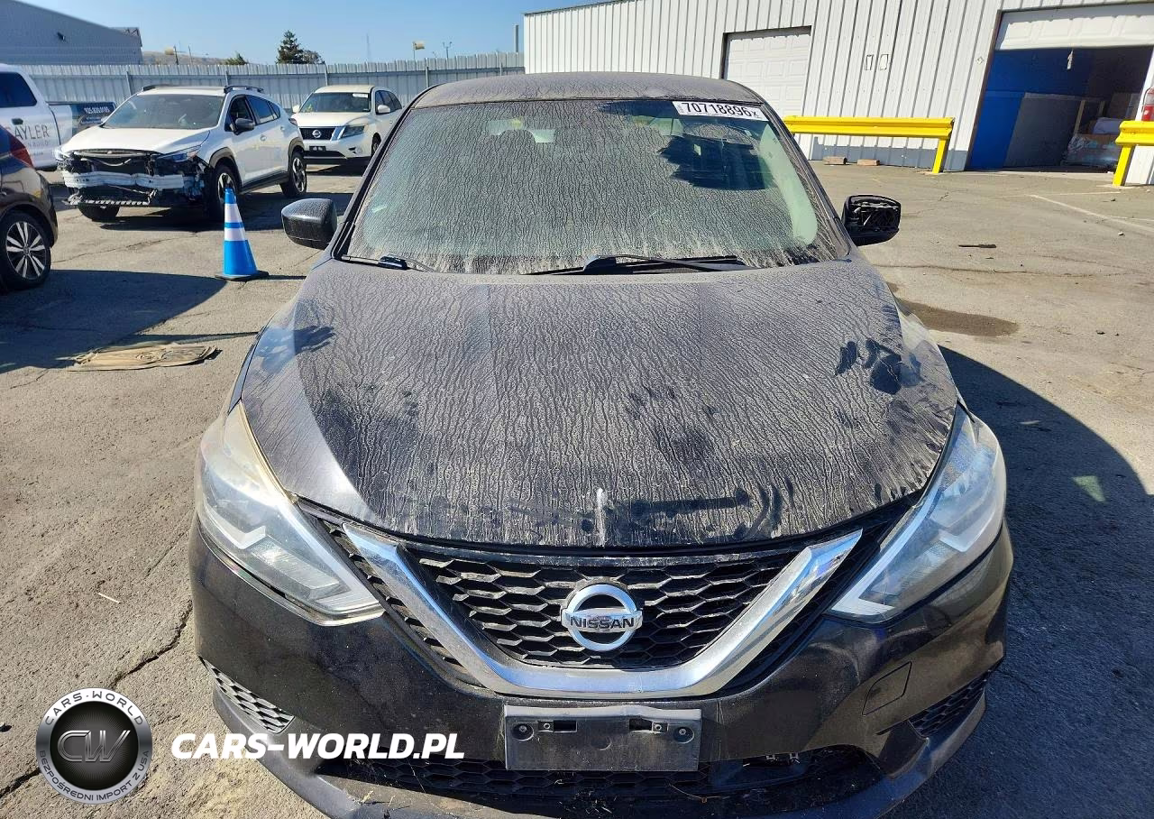 2018 Nissan Sentra S VIN:3N1AB7AP7JY244340 - 5