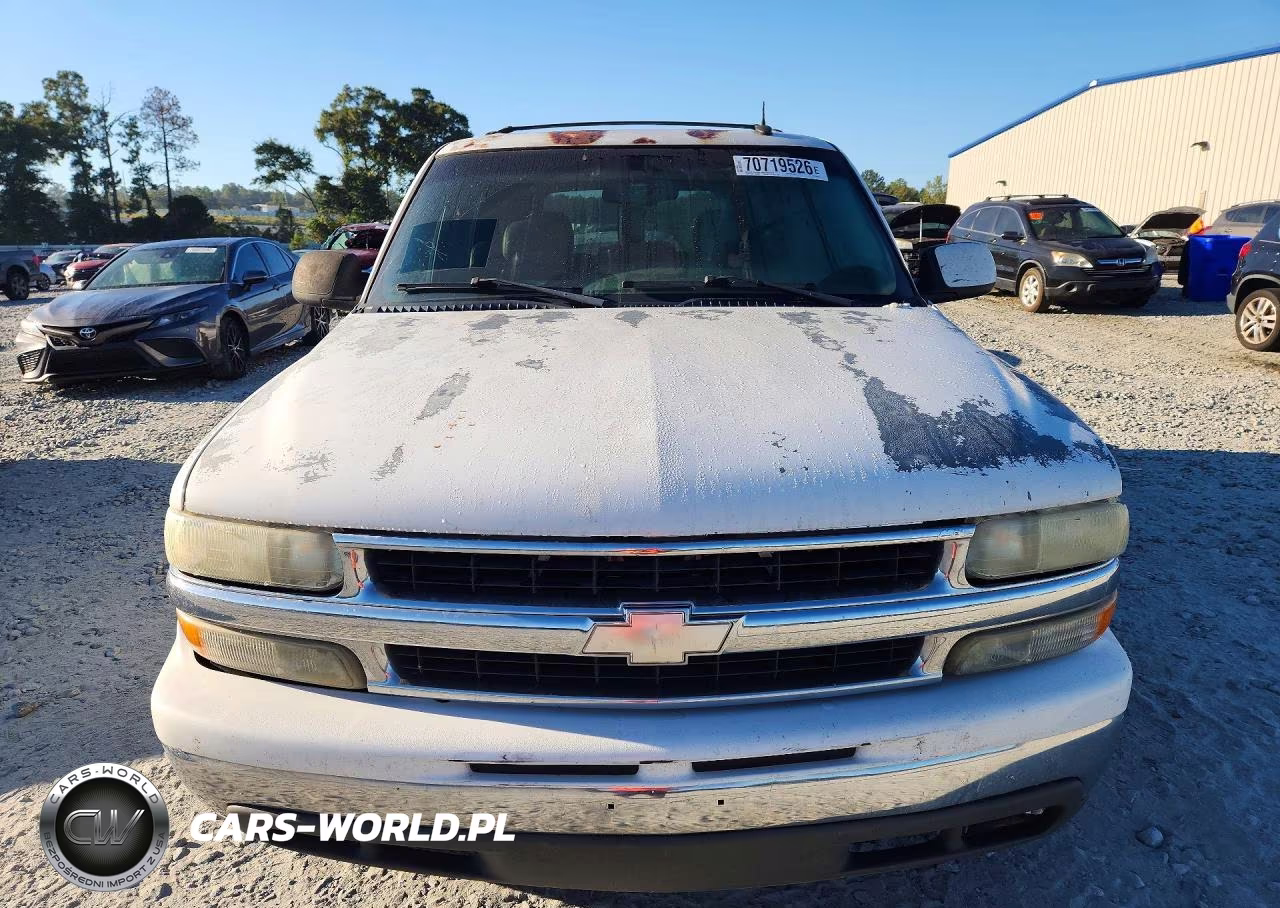 2003 Chevrolet Tahoe C1500 VIN:1GNEC13Z03J226753 - 5