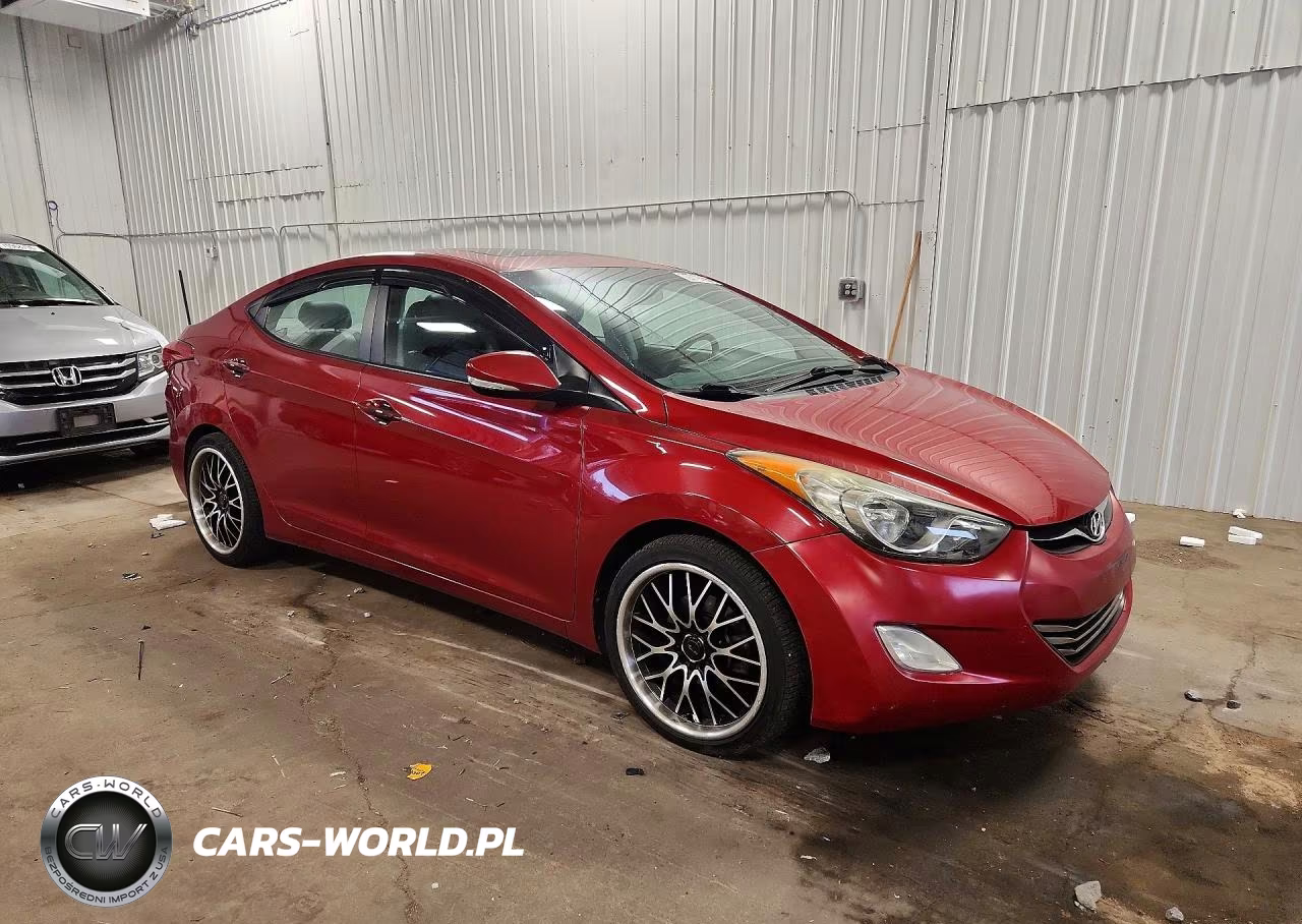 2013 Hyundai Elantra Limited VIN:KMHDH4AE8DU634016 - 4
