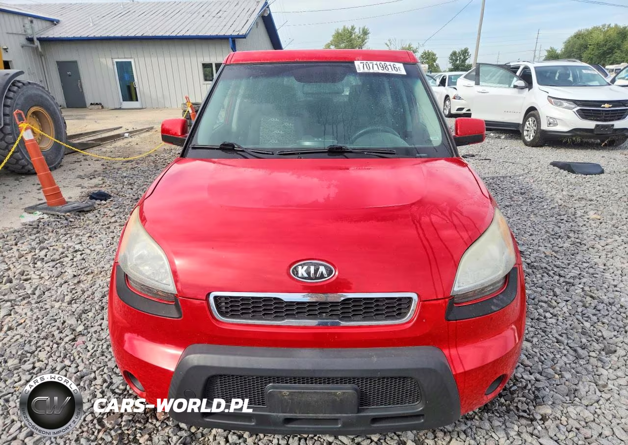 2011 Kia Soul + VIN:KNDJT2A23B7196663 - 5