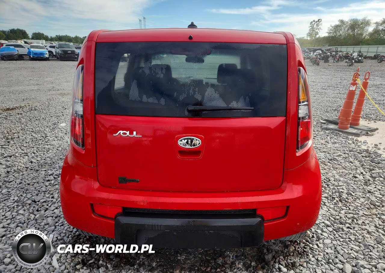 2011 Kia Soul + VIN:KNDJT2A23B7196663 - 6
