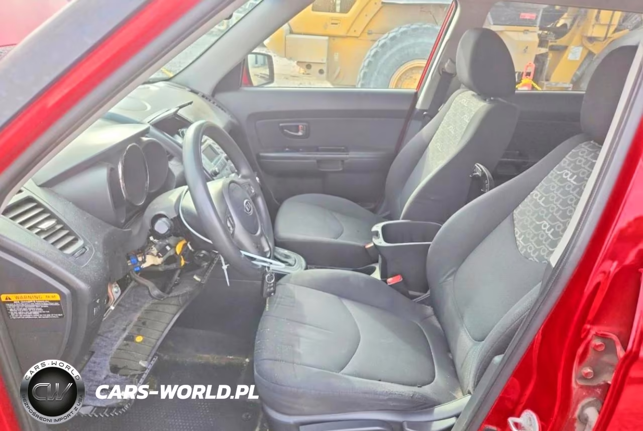 2011 Kia Soul + VIN:KNDJT2A23B7196663 - 7