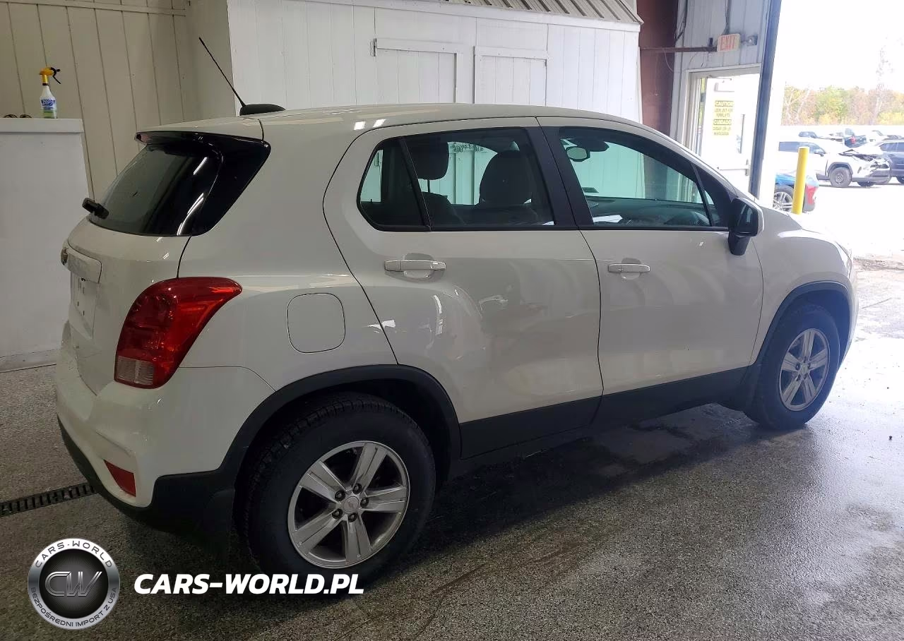 2020 Chevrolet Trax Ls VIN:KL7CJKSBXLB042041 - 3
