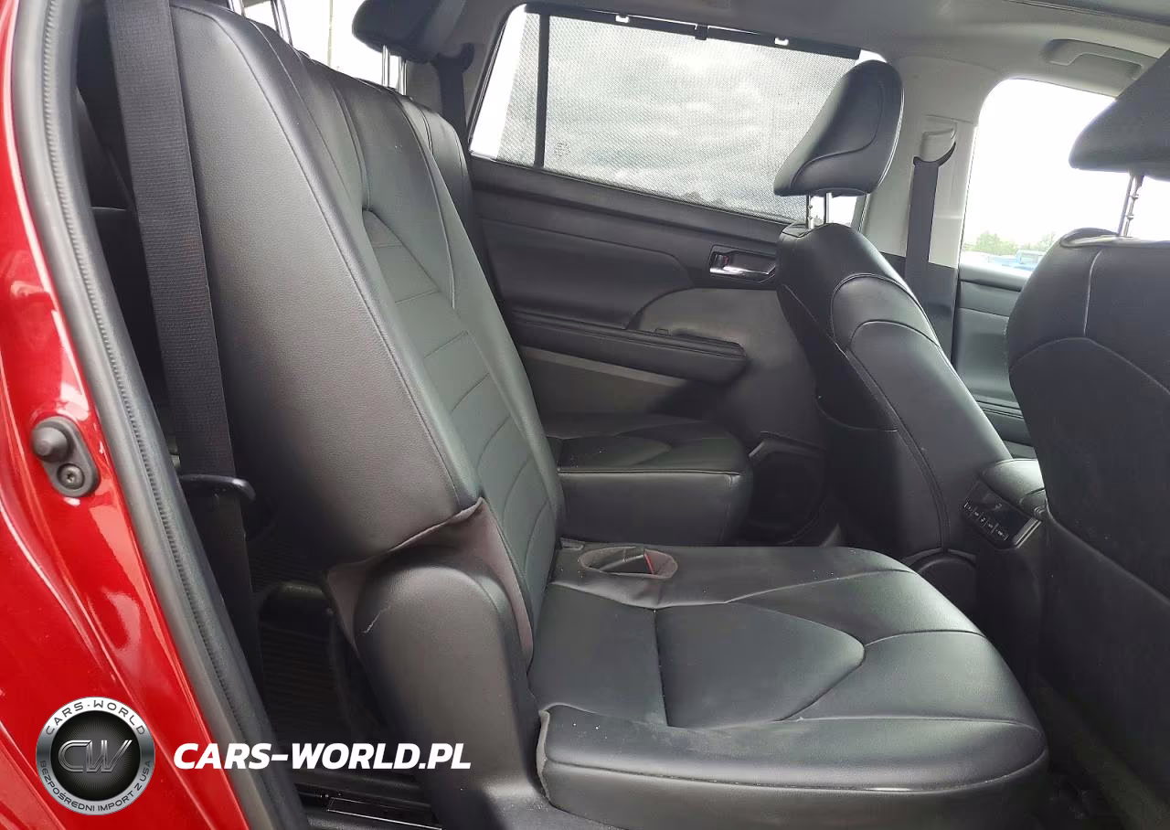 2022 Toyota Highlander Xle VIN:5TDGZRBH1NS578236 - 11