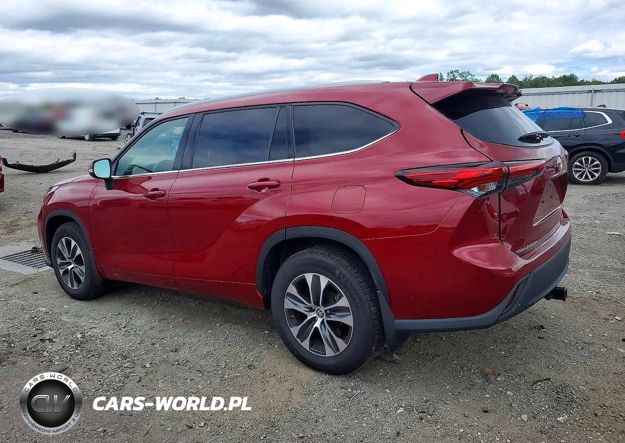 2022 Toyota Highlander Xle VIN:5TDGZRBH1NS578236 - 2