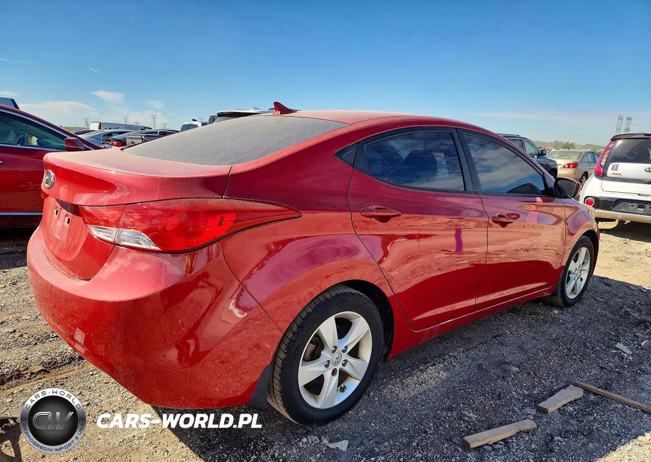 2013 Hyundai Elantra Gls VIN:KMHDH4AEXDU935449 - 3