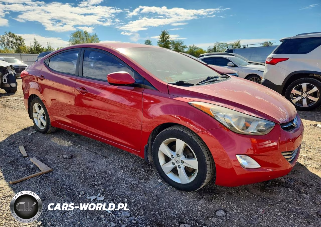 2013 Hyundai Elantra Gls VIN:KMHDH4AEXDU935449 - 4