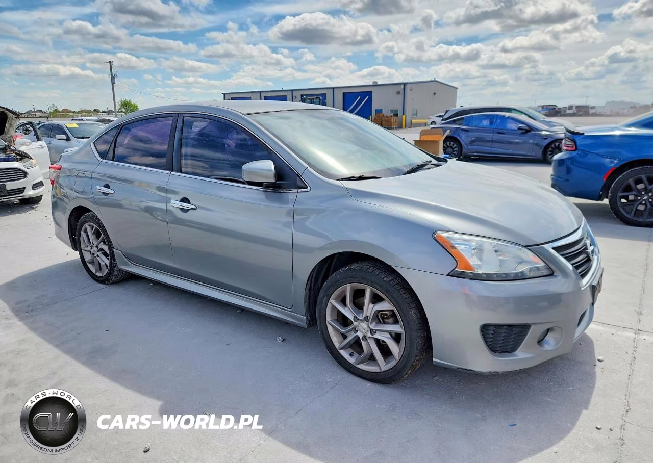 2014 Nissan Sentra Sr VIN:3N1AB7AP6EY315940 - 4