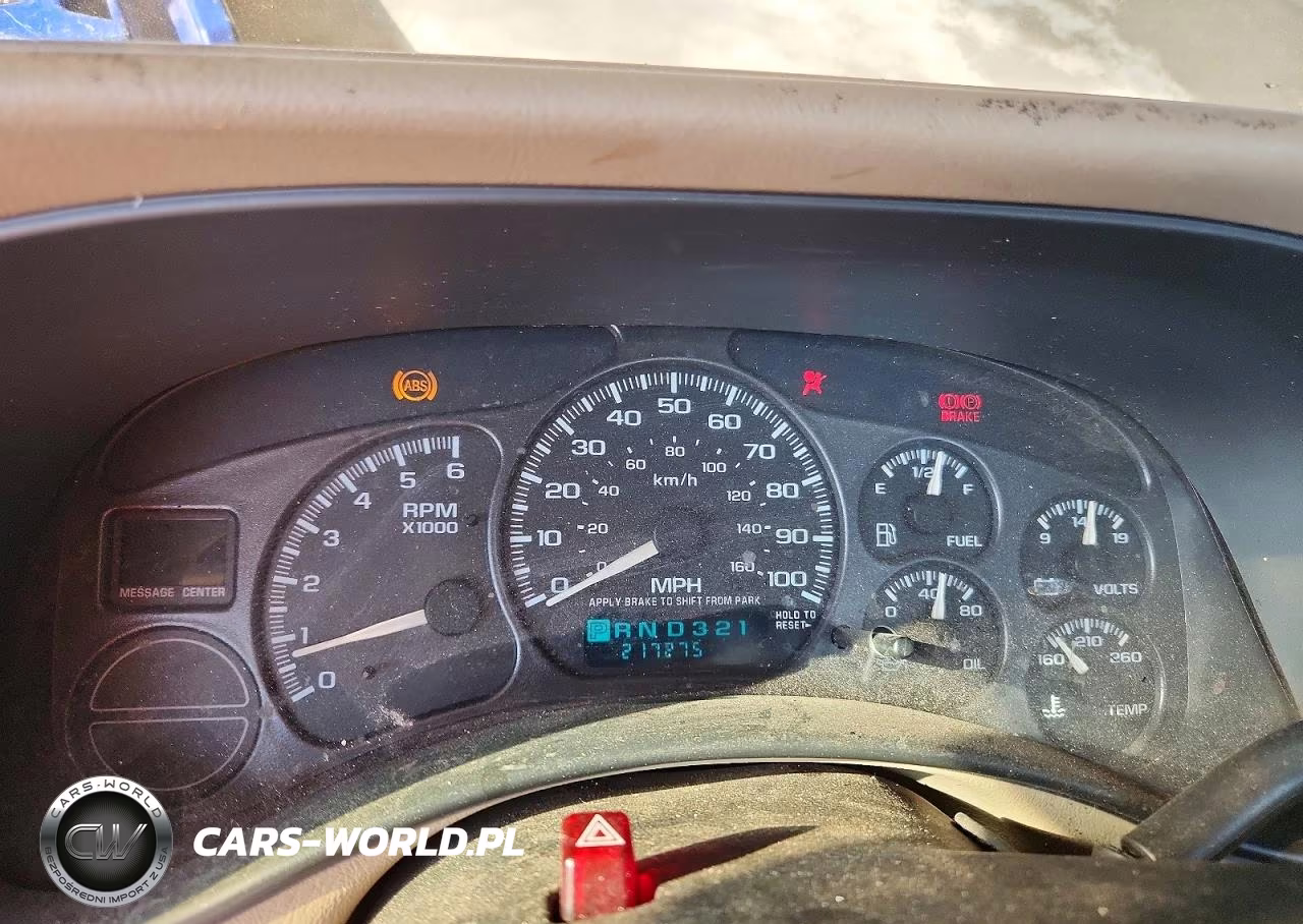 2002 Chevrolet Silverado C1500 VIN:1GCEC14T82Z182908 - 9