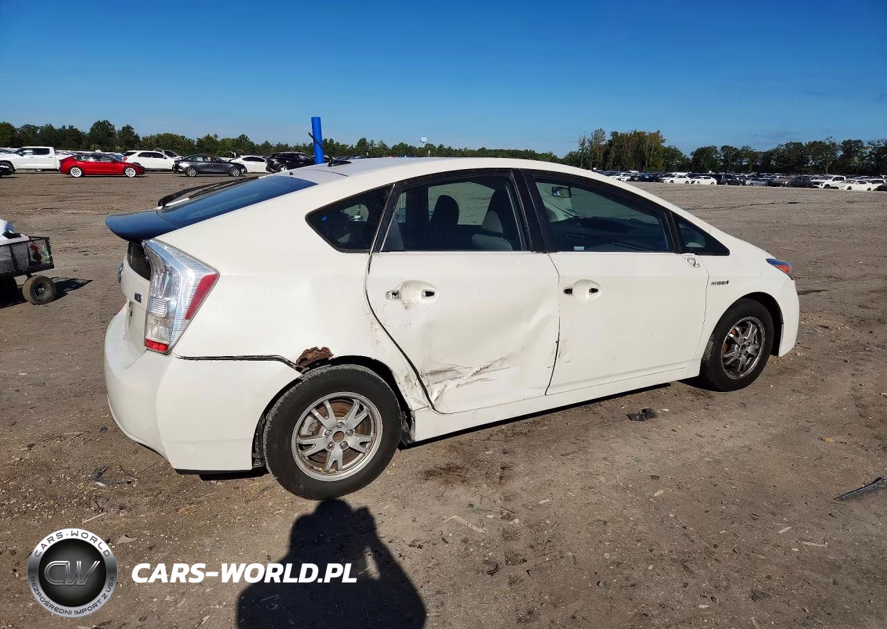 2010 Toyota Prius Iii VIN:JTDKN3DUXA0045828 - 3