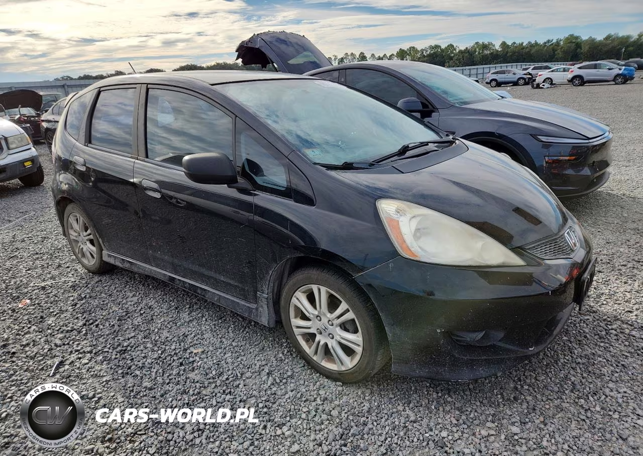 2009 Honda Fit Sport VIN:JHMGE88659S052814 - 4