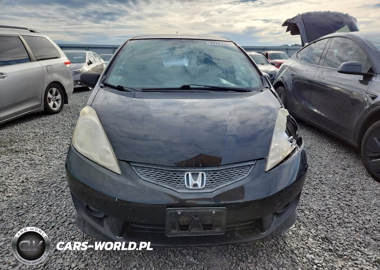 2009 Honda Fit Sport VIN:JHMGE88659S052814 - 5