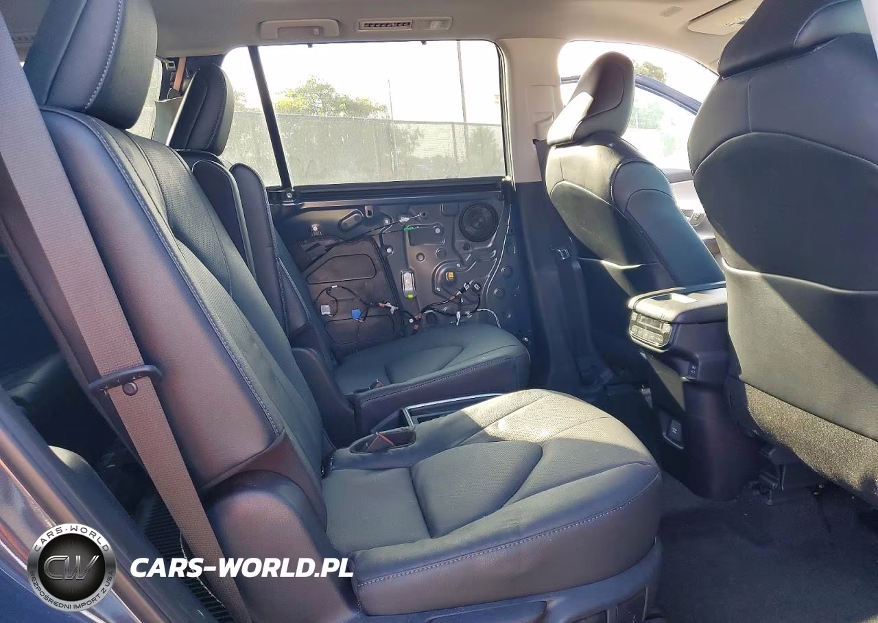 2026 Toyota Grand Highlander Hybrid Limited VIN:5TDACAB53TS079935 - 11