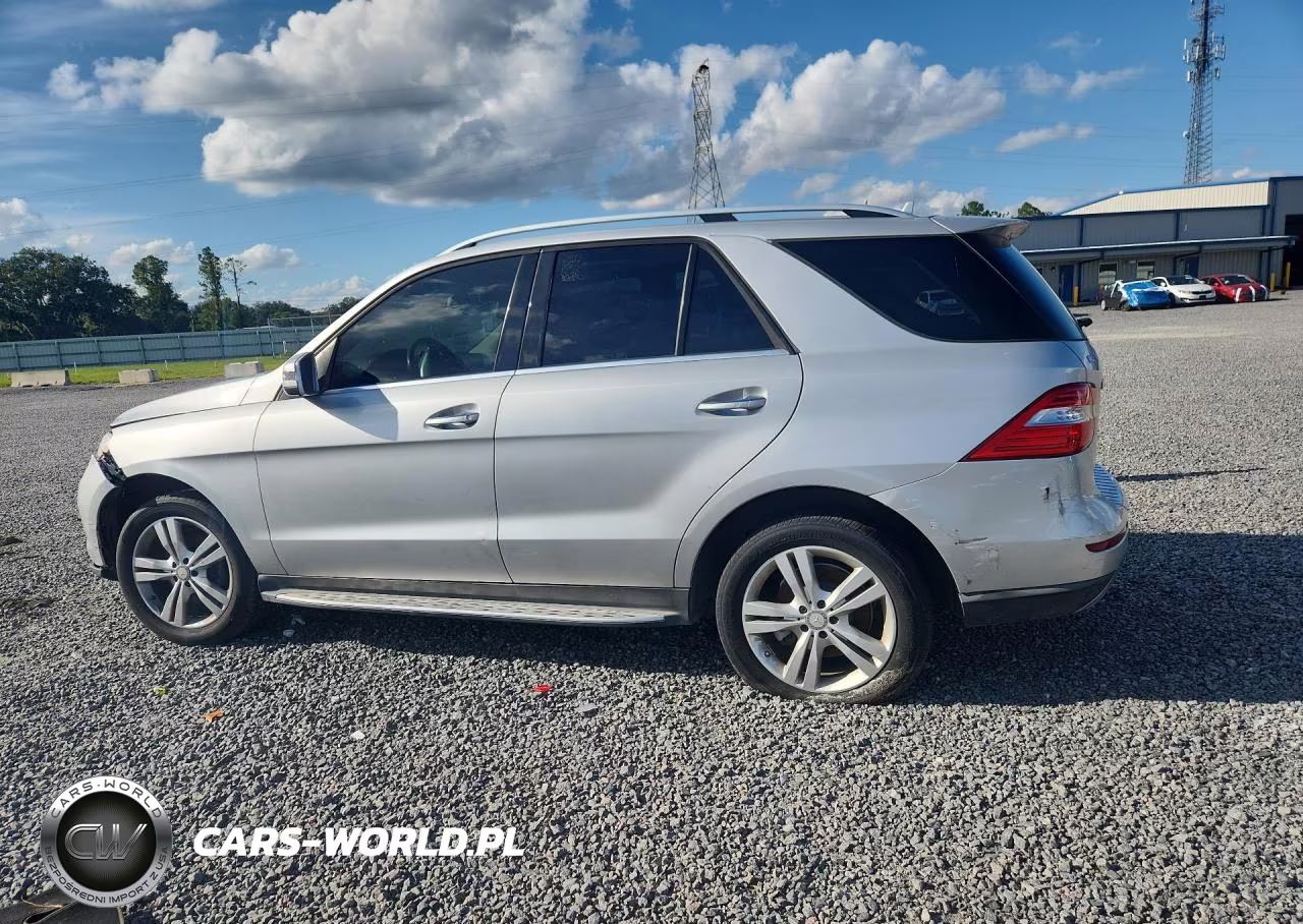 2015 Mercedes-Benz Ml 350 VIN:4JGDA5JB3FA555681 - 2