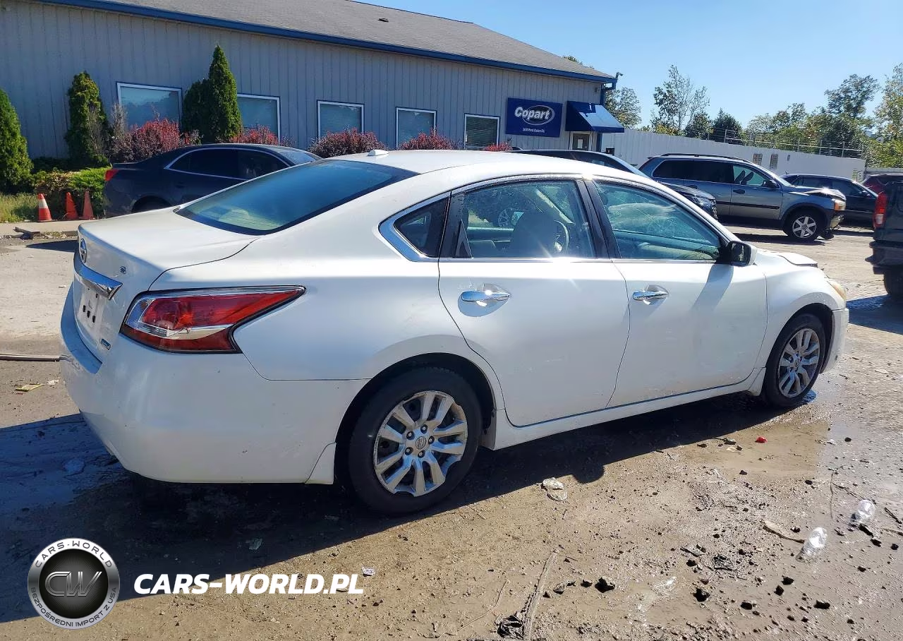 2014 Nissan Altima 2.5 S VIN:1N4AL3AP7EC196412 - 3