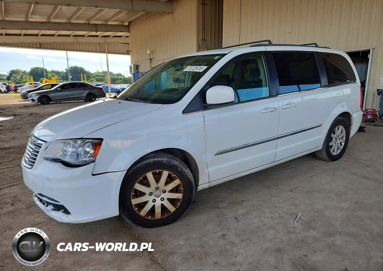 2016 Chrysler Town & Country Touring VIN:2C4RC1BG6GR205675 - 1