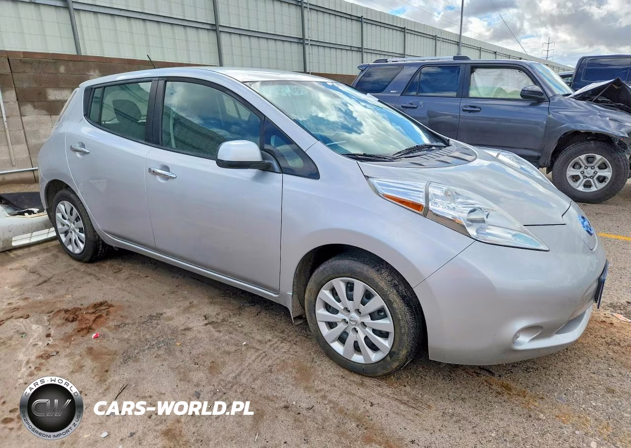 2017 Nissan Leaf S VIN:1N4BZ0CP4HC310370 - 4