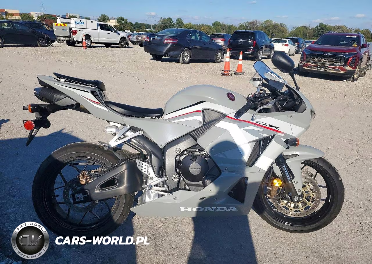 2026 Honda Cbr600 Ra – zdjęcie 1 z 8
