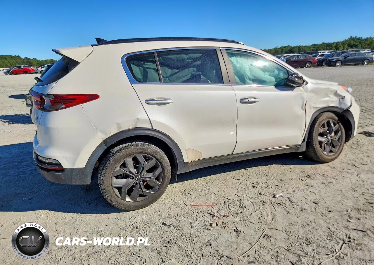 2020 Kia Sportage S VIN:KNDP63AC4L7657466 - 3