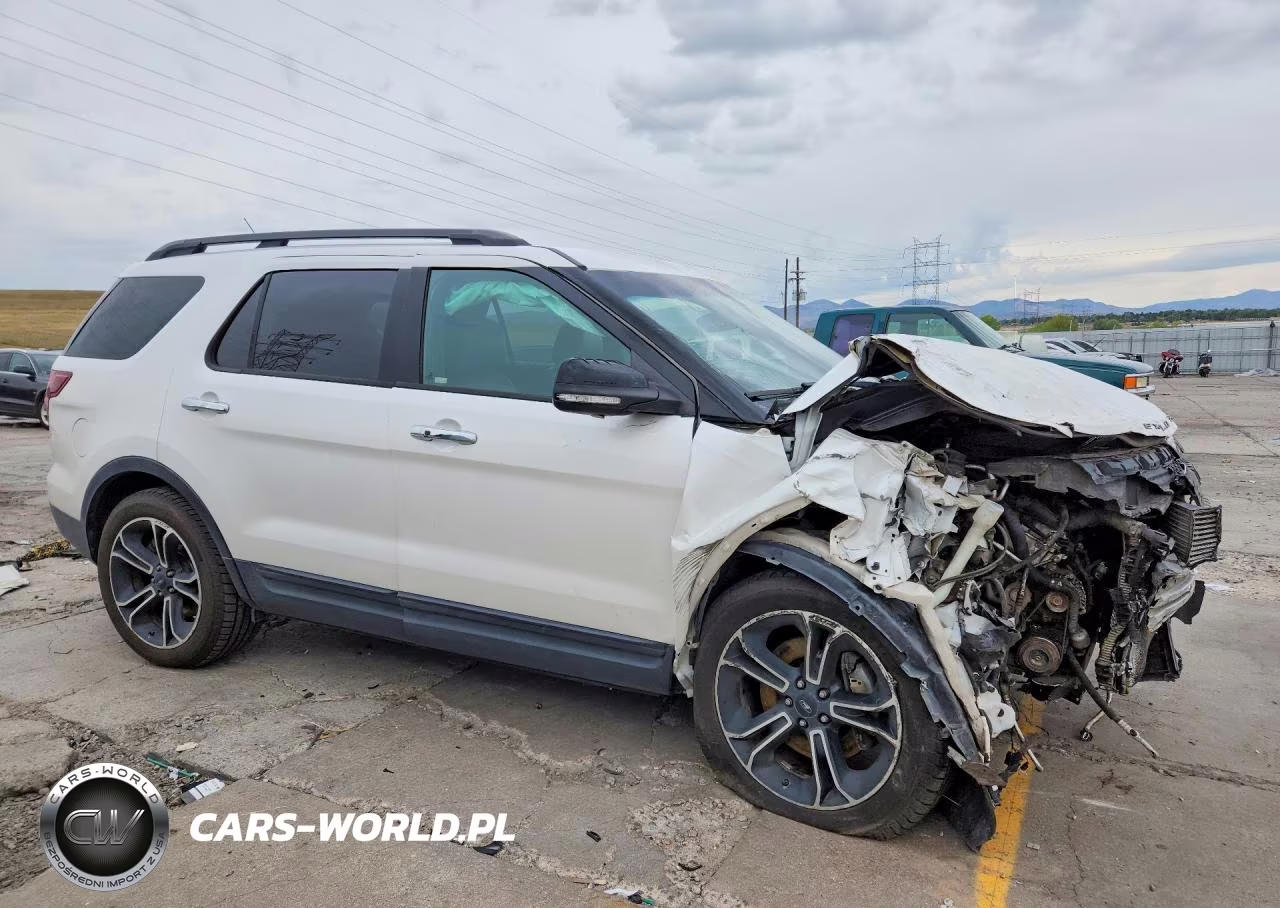 2014 Ford Explorer Sport VIN:1FM5K8GT5EGB17520 - 4