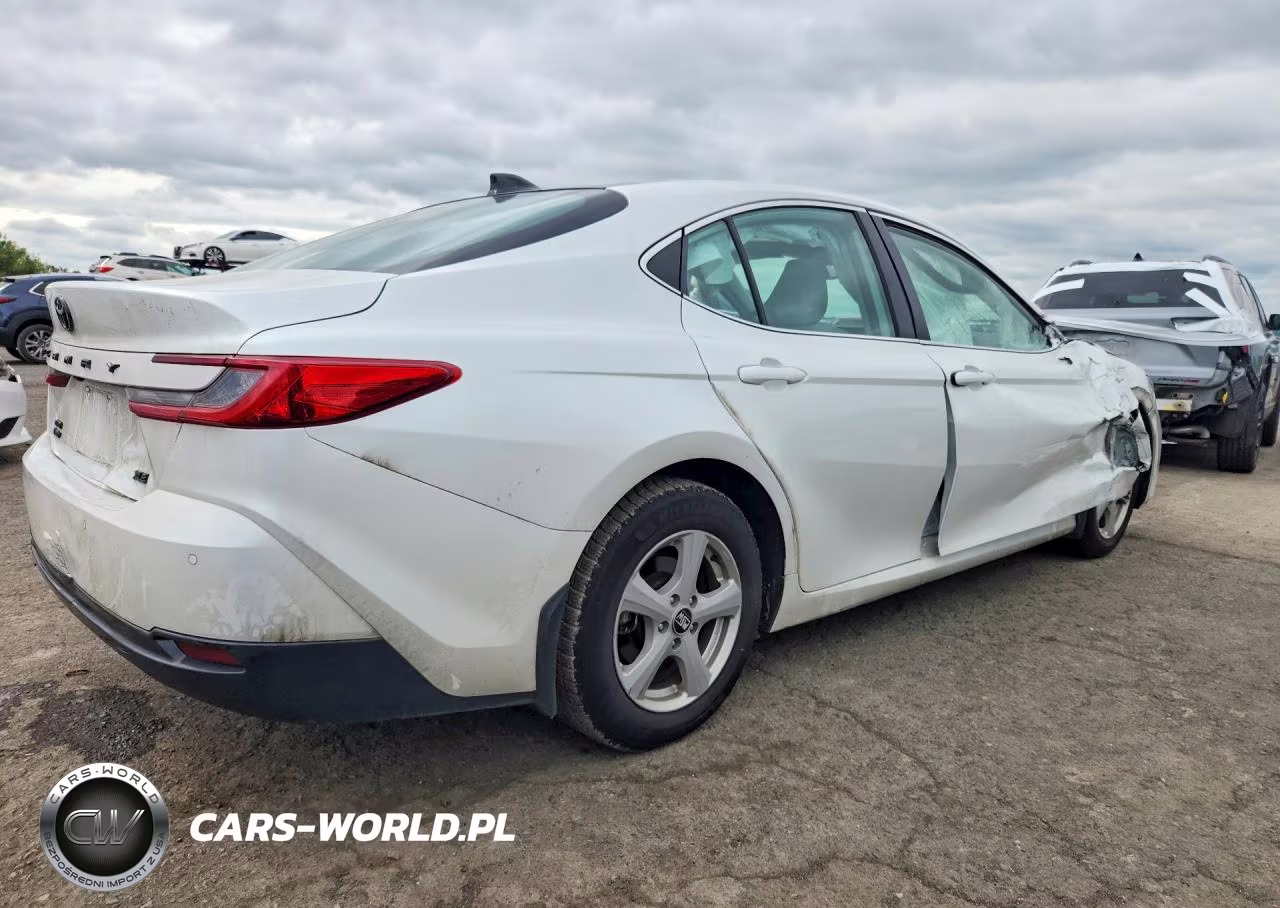 2025 Toyota Camry Xle VIN:4T1DBADK5SU034570 - 3