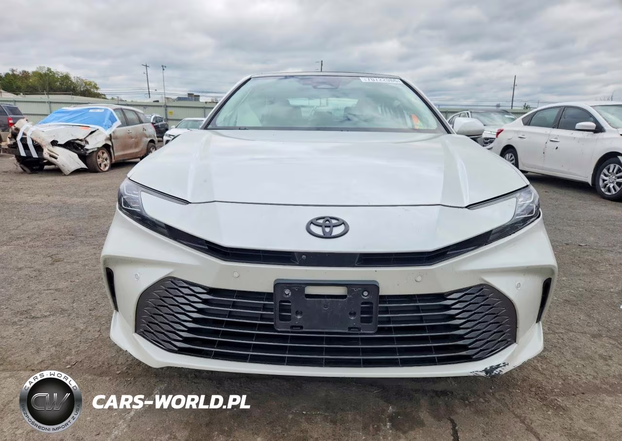 2025 Toyota Camry Xle VIN:4T1DBADK5SU034570 - 5