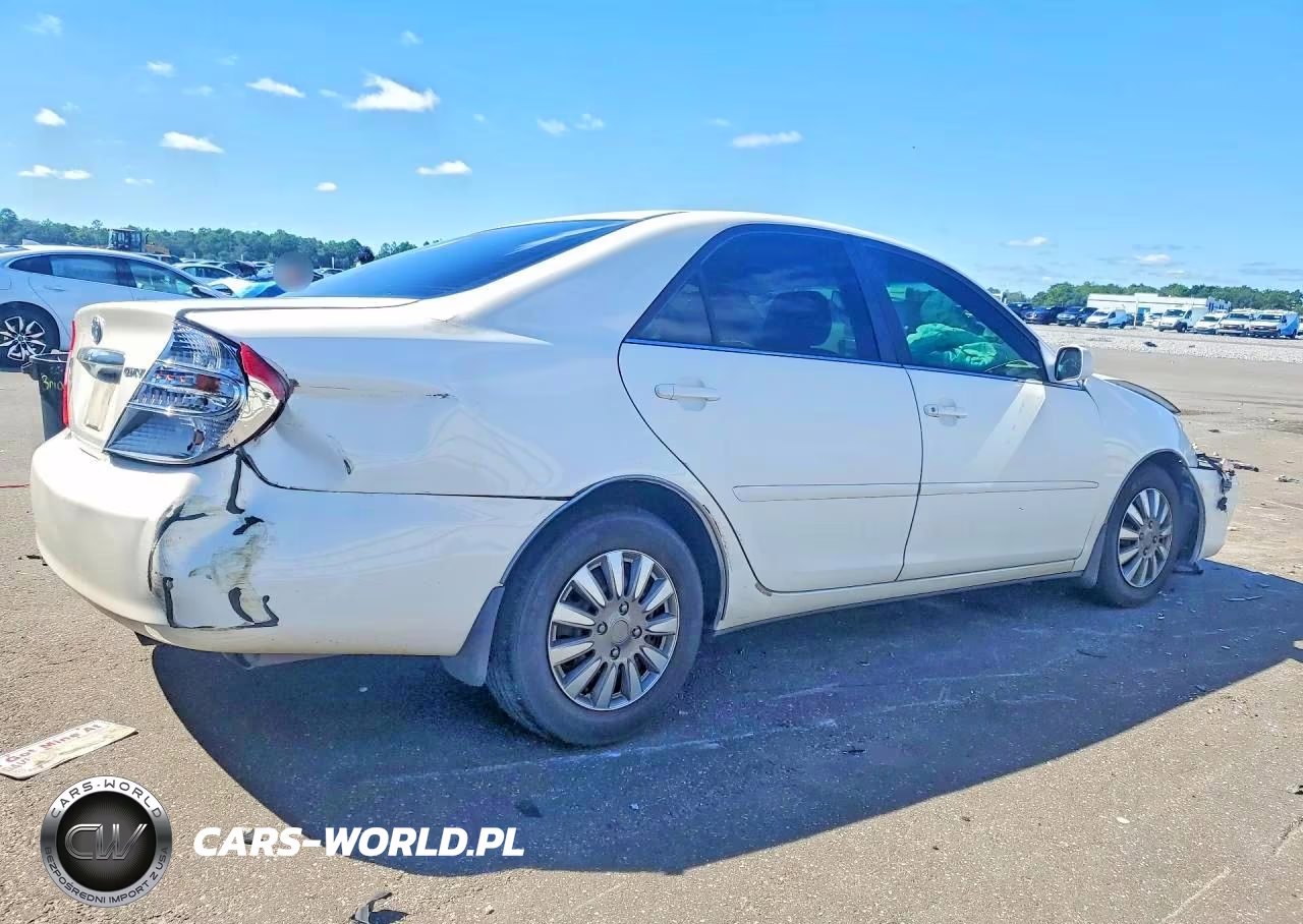 2002 Toyota Camry Le VIN:4T1BE32KX2U554292 - 3