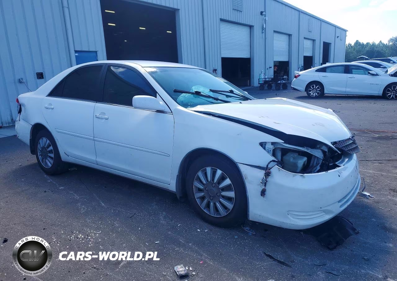 2002 Toyota Camry Le VIN:4T1BE32KX2U554292 - 4