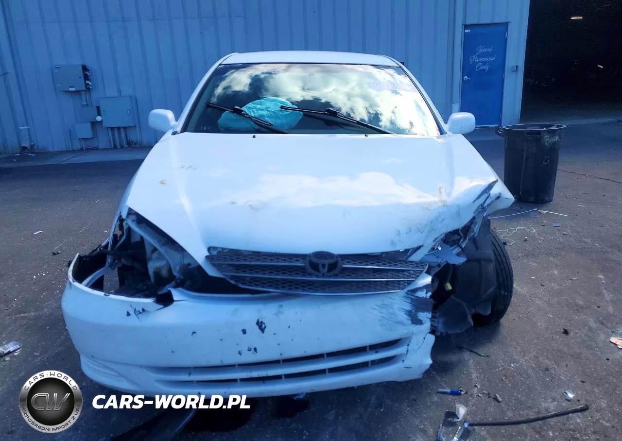 2002 Toyota Camry Le VIN:4T1BE32KX2U554292 - 5