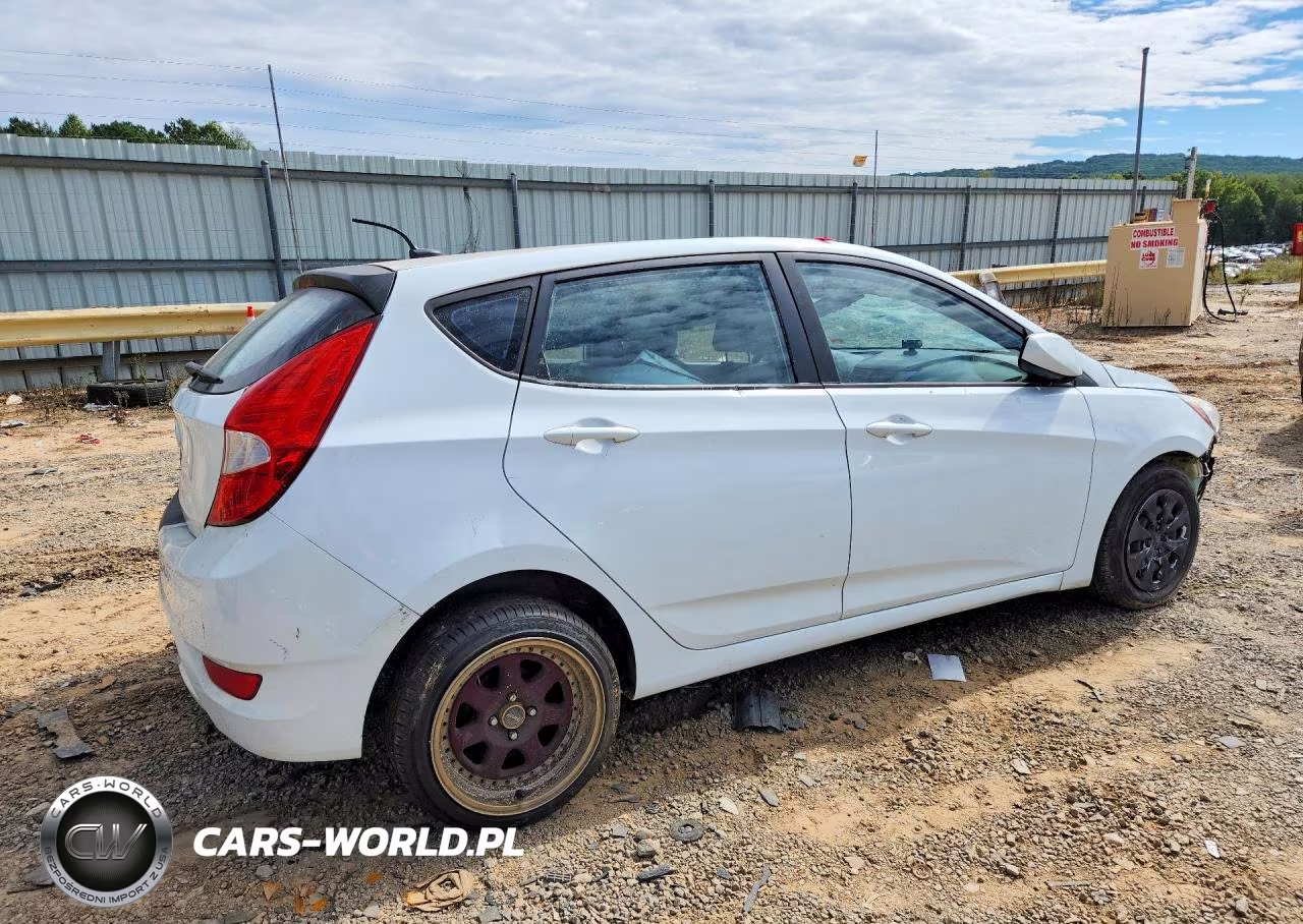 2016 Hyundai Accent Se VIN:KMHCT5AE8GU241749 - 3